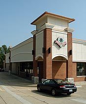 Buffalo Wings & Rings also has found Toebben's High Street Center to be good for business.